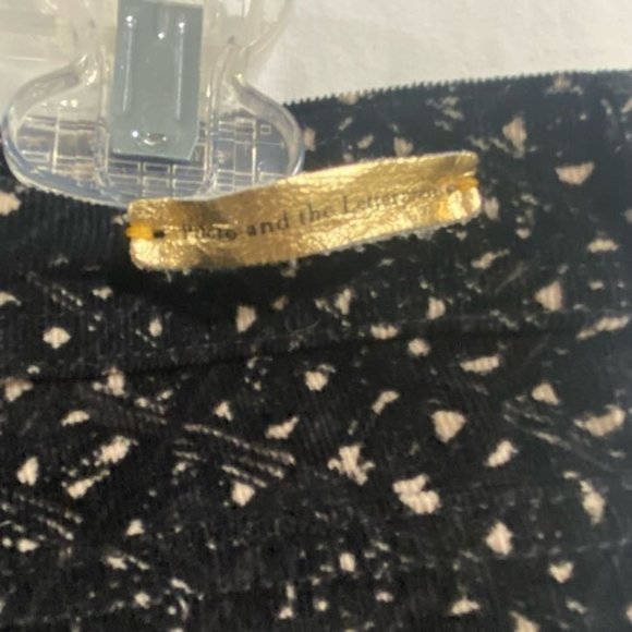 Anthro Pilcro and the Letterpress Serif Legging Cords Black and Gold Size 28‎ - Picture 4 of 11